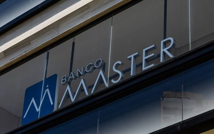 Contrato de R$ 108 milhões entre Banco Master e escritório ligado à mulher de Moraes previa atuação jurídica ampla